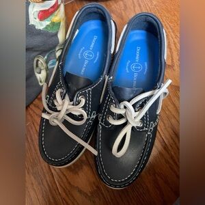 Dooney And Bourke Hand-sewn Boat Shoes 5.5 US And 35.5 EU